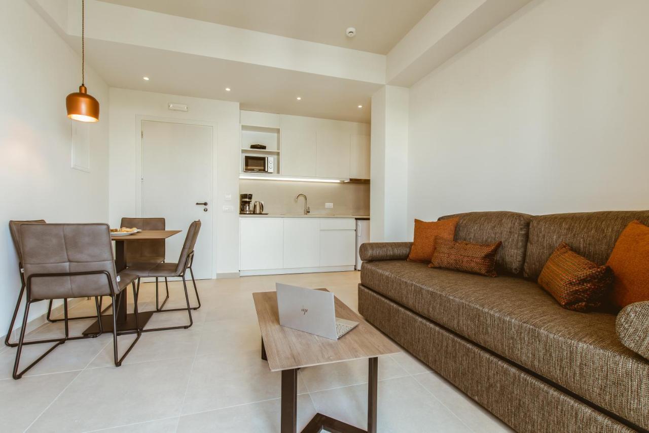 Antel Suites & Apartments Hanya Dış mekan fotoğraf